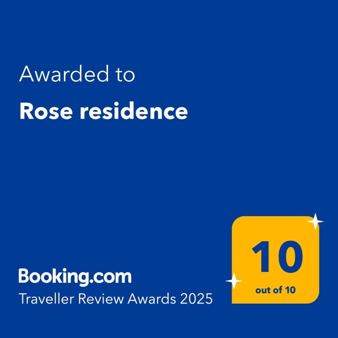 Rose Residence Buzău Exteriér fotografie